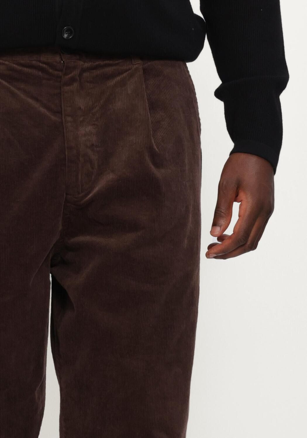 ANERKJENDT Pantalon large AKJACOB CORD PANT en marron - large