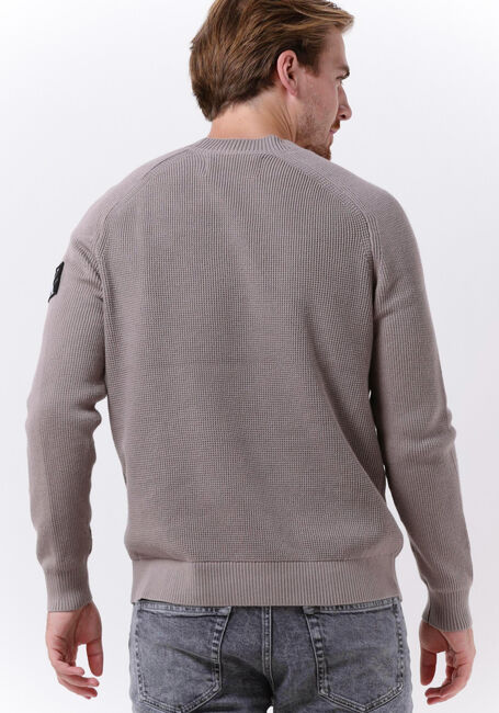 CALVIN KLEIN Chandail MONOLOGO BADGE SWEATER en taupe - large