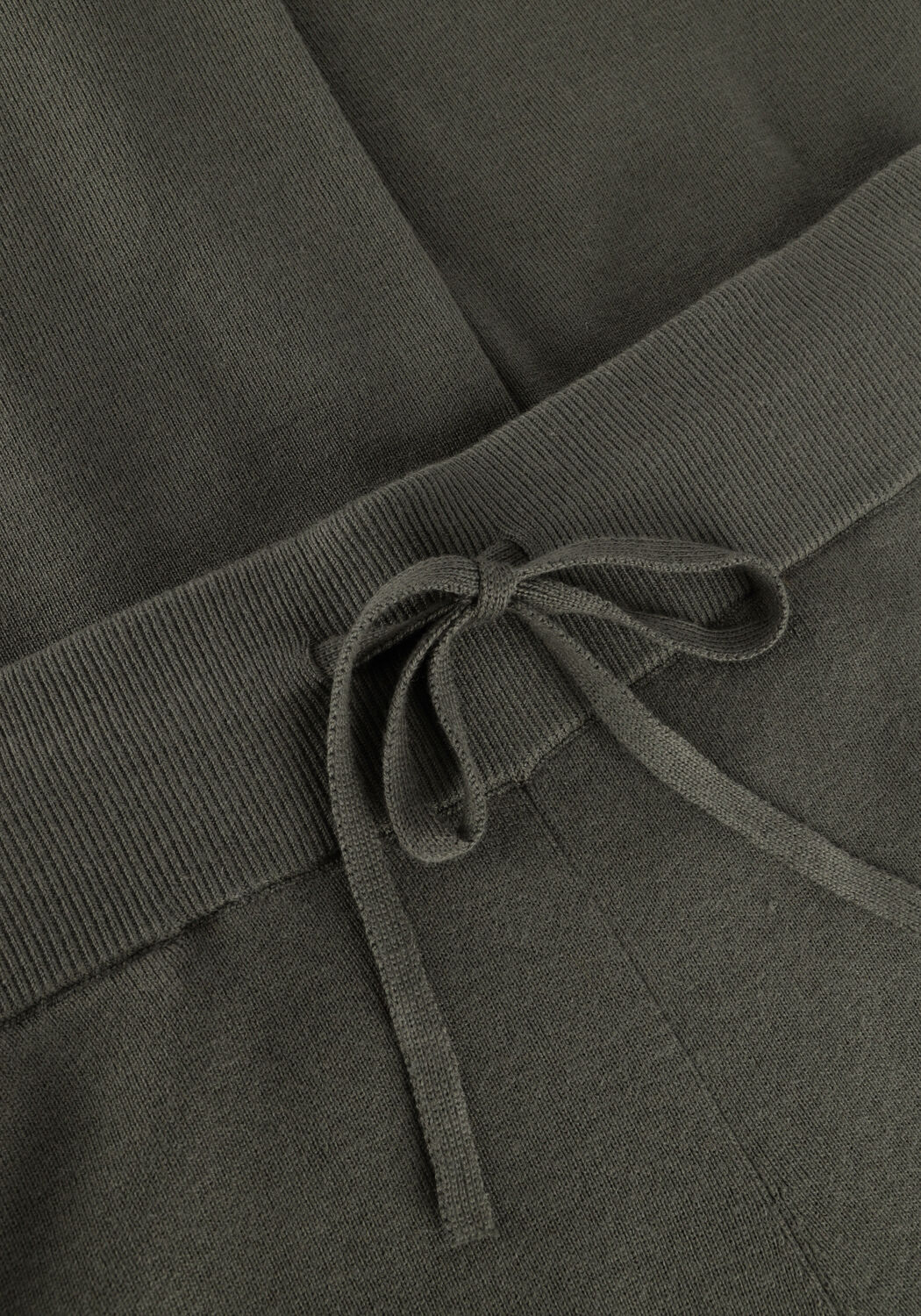 KNIT-TED Pantalon de jogging NADA Olive - large