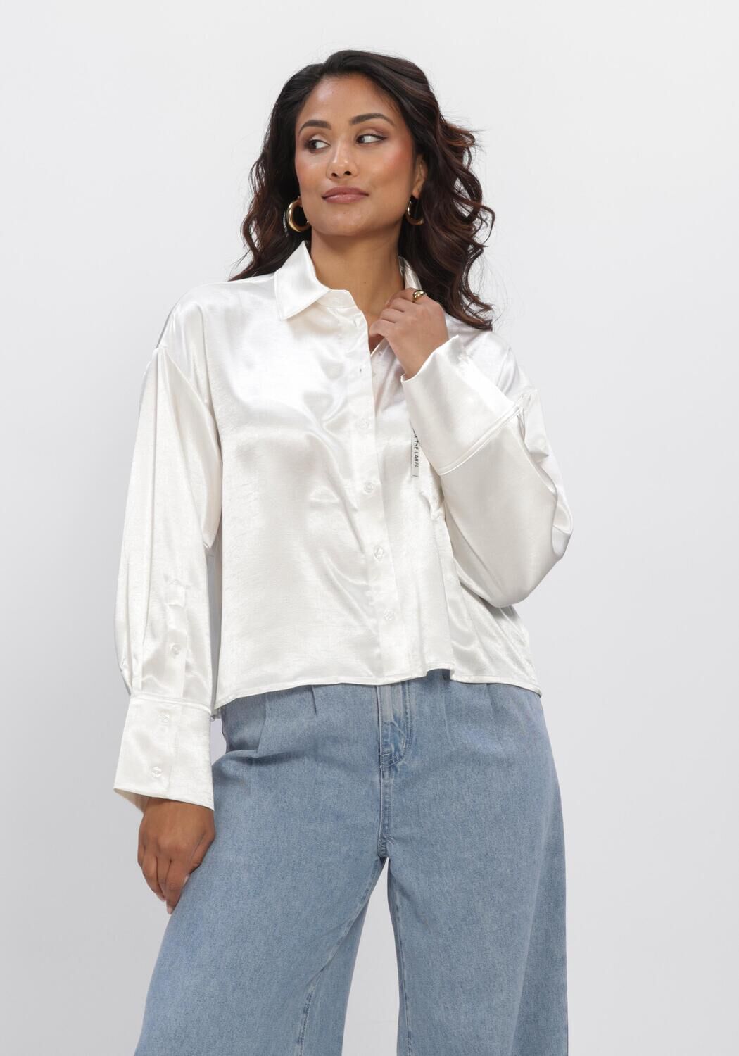 Witte ALIX THE LABEL  SATIN BLOUSE - large