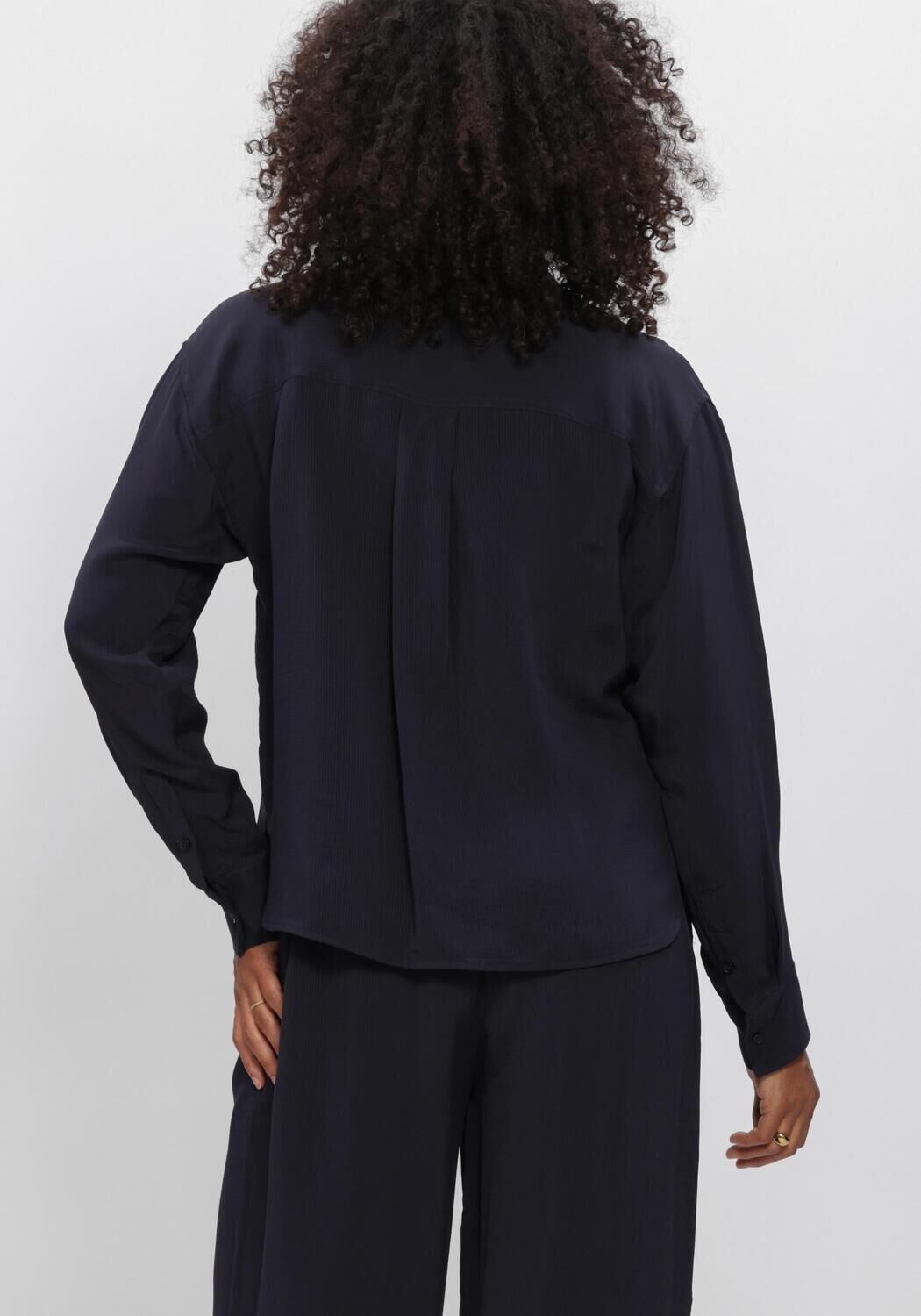 Donkerblauwe BY-BAR  KRIS SATIN STRIPE BLOUSE - large