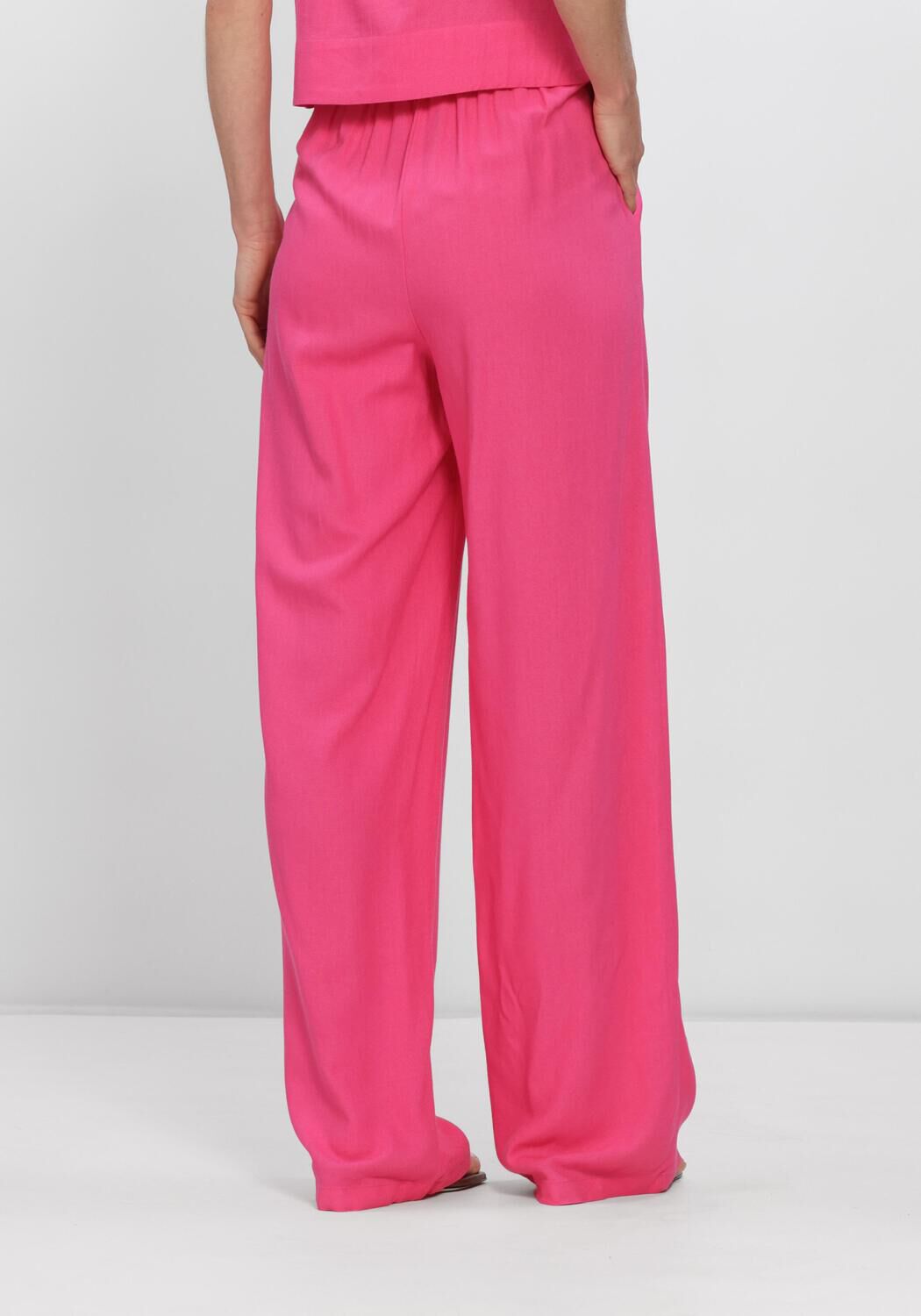STUDIO AMAYA JASMIN PANT Pantalons en rose - large