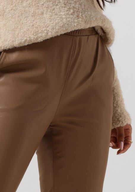 MOSCOW Chino 74-02-GABOR en camel - large