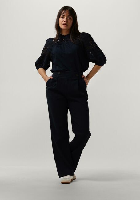 RUBY TUESDAY Haut SALINA HALF SLEEVES BLOUSE WITH RUFFLE NECK AND EMBRO DETAILS Bleu fonc&eacute; - large