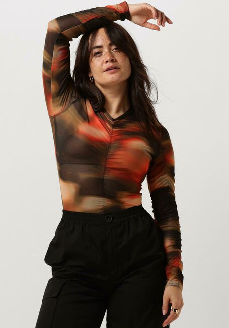 REFINED DEPARTMENT MYRTHE Hauts & T-shirts en noir - large