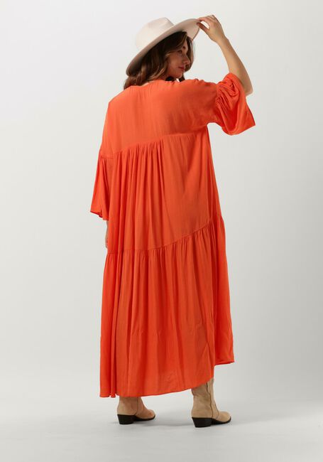 SECOND FEMALE Robe maxi EMUANUELLE SLIM DRESS en orange - large