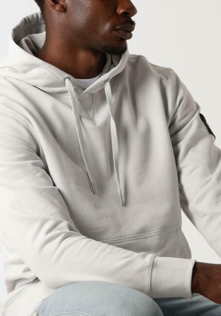 CALVIN KLEIN Chandail BADGE HOODIE Gris clair - large