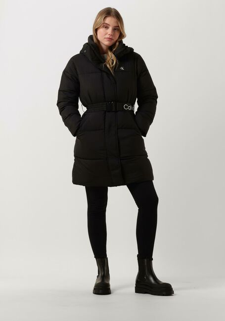 CALVIN KLEIN Veste matelassé LOGO BELT WAISTED LONG PUFFER en noir - large