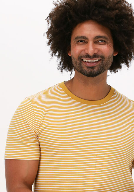 SELECTED MEN T-shirt SLHNORMAN180 STRIPE SS O-NECK en jaune - large