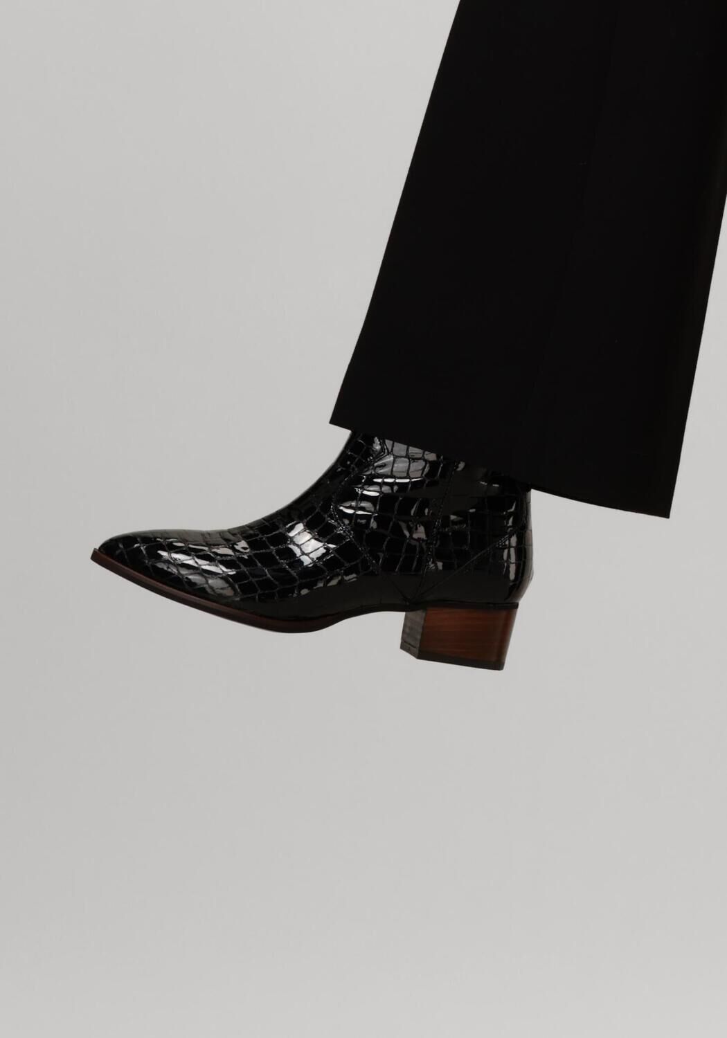 Zwarte NOTRE-V Enkellaarsjes 3231 - large