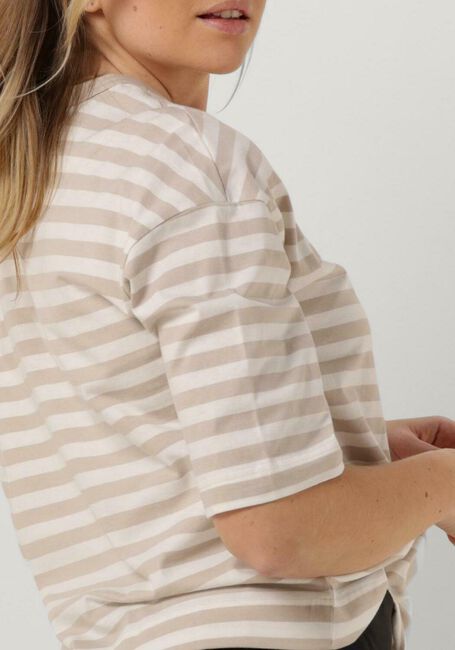 ESMÉ STUDIOS T-shirt SIGNE STRIPED BOXY T-SHIRT - GOTS en beige - large