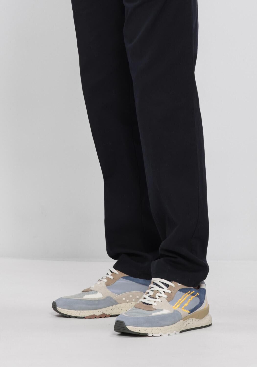 Grijze FLORIS VAN BOMMEL Sneakers SFM-10243 DE TREENER - large