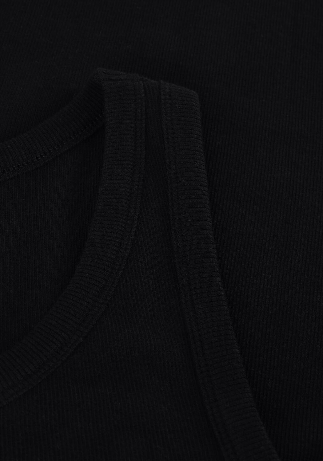 KNIT-TED Haut ELLA en noir - large