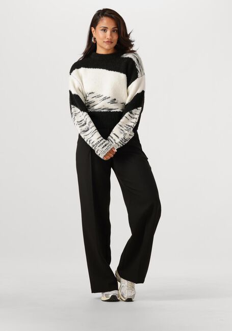 Zwarte ANOTHER LABEL Wijde broek MOORE PLEATED PANTS - large