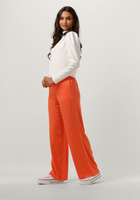 SELECTED WOMEN Col roulé SLFFENJA LS T-NECK TOP en blanc - large