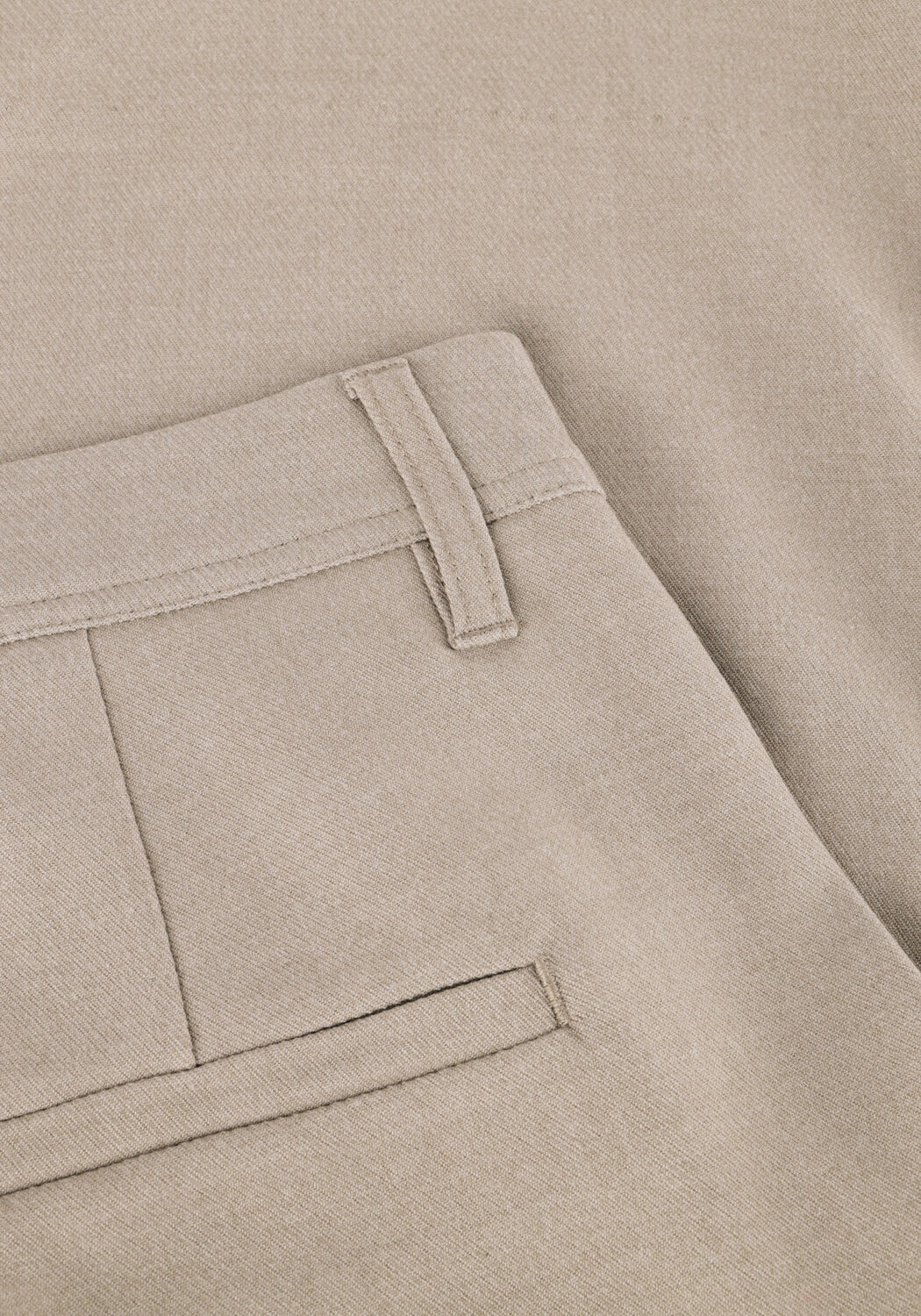 COPENHAGEN MUSE Pantalon courte TAILOR BERMUDA en beige - large