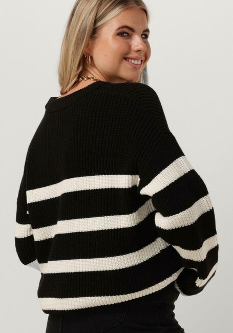 SELECTED FEMME Pull SLFBLOOMIE LS KNIT O-NECK en noir - large