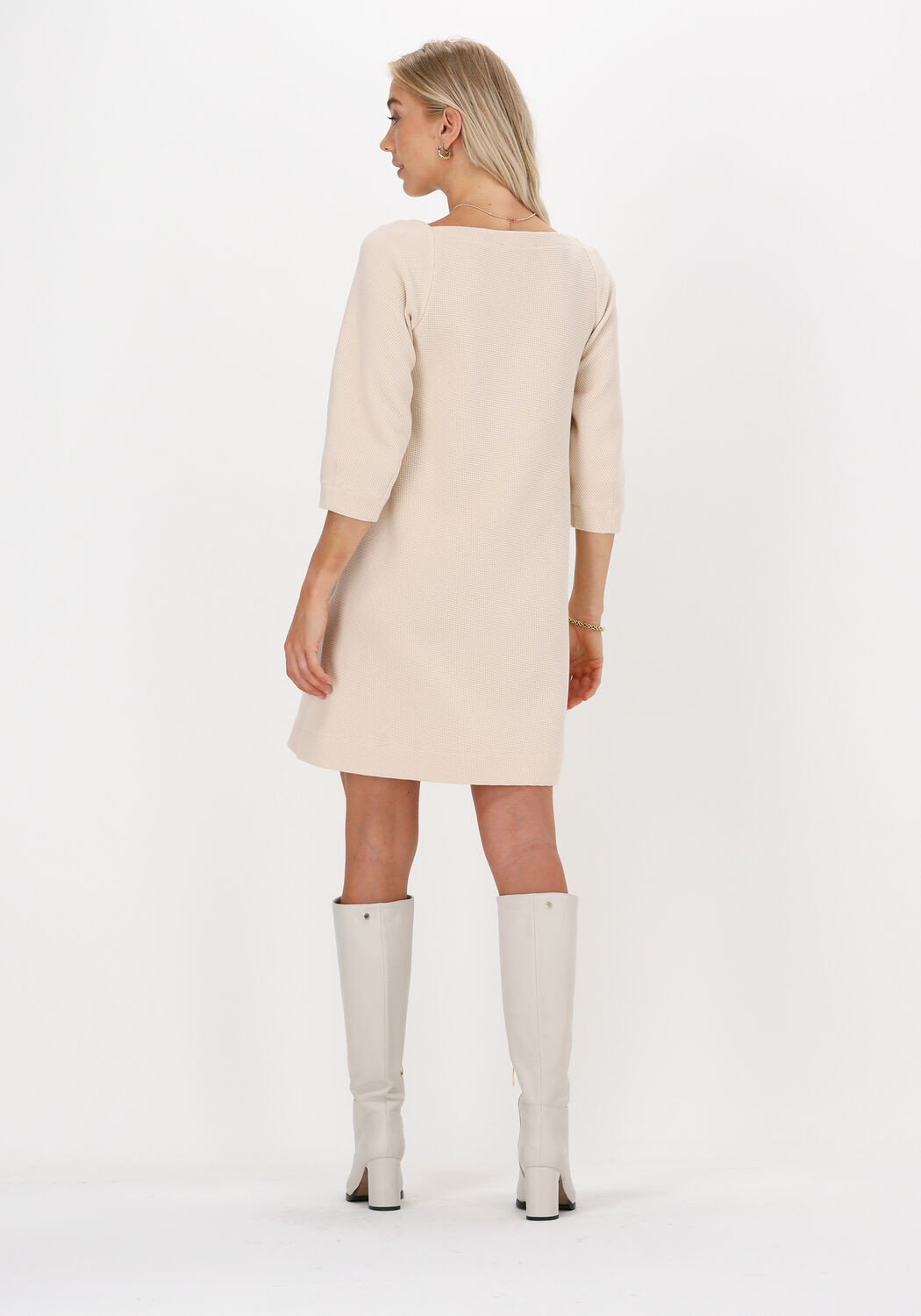 Beige VANILIA Mini jurk STRUC SQUARE Omoda