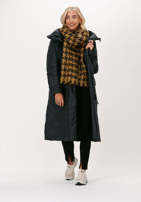 KRAKATAU Veste matelassé QW333 en noir - large