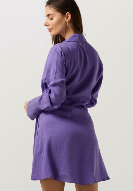 COLOURFUL REBEL Mini robe HETTE UNI WRAP MINI DRESS en violet - large