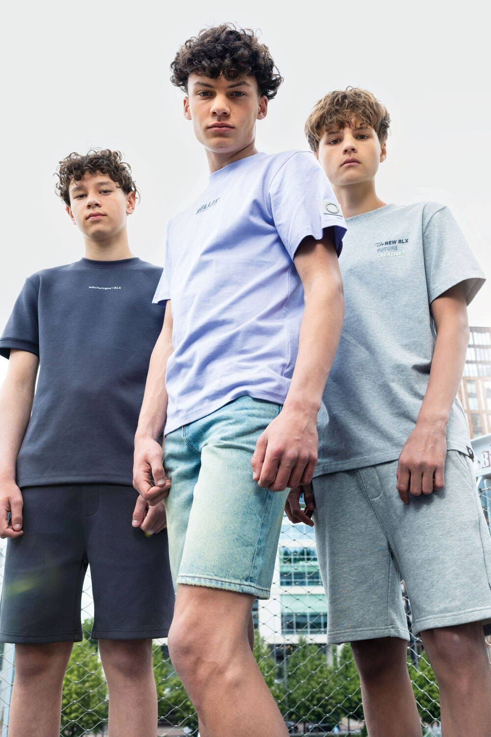 RELLIX Pantalon courte JOG WIDE SHORT en gris - large