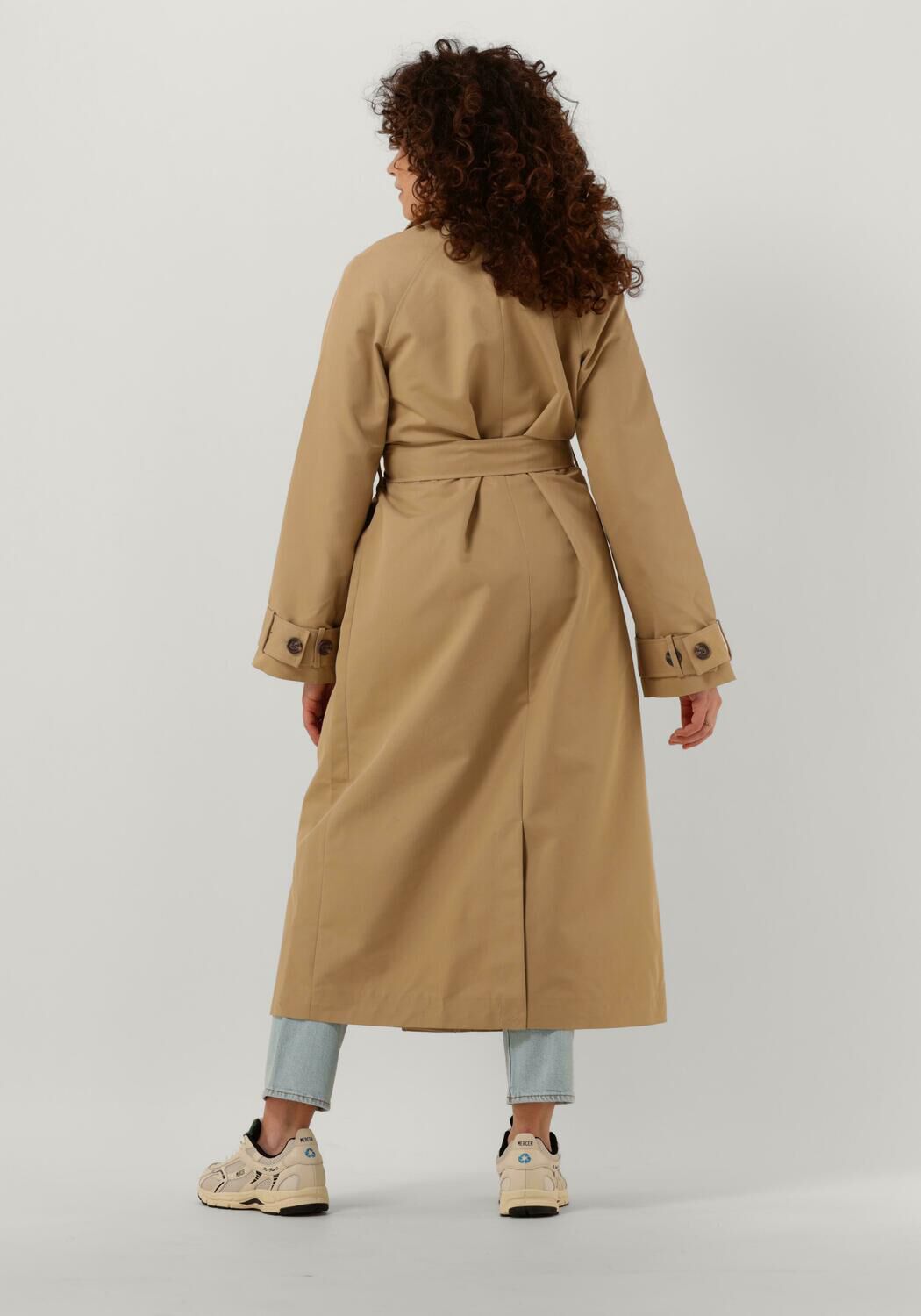 ENVII ENSQUEEZE JACKET en camel Omoda