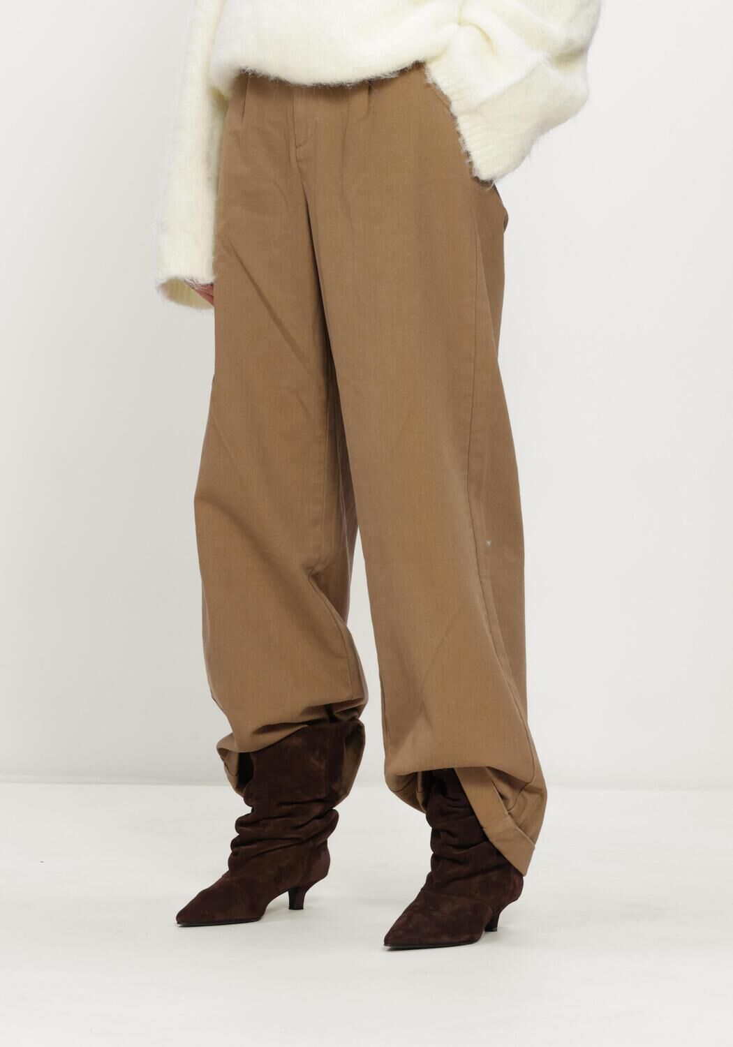 Camel WITHBLACK Wide jeans WBLSTEFFI HW WIDE PANT - large