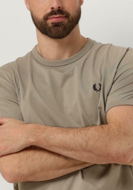 FRED PERRY T-shirt RINGER T-SHIRT Olive - large