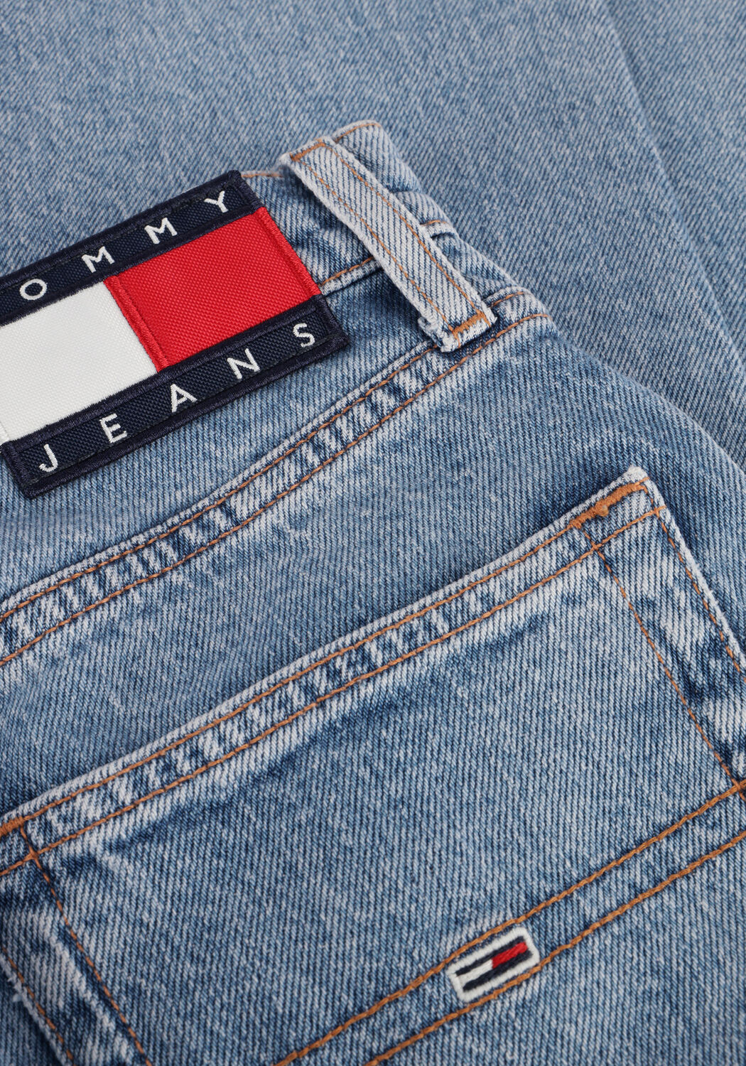 Lichtblauwe TOMMY JEANS Wide jeans CLAIRE HR WD AI4116 - large