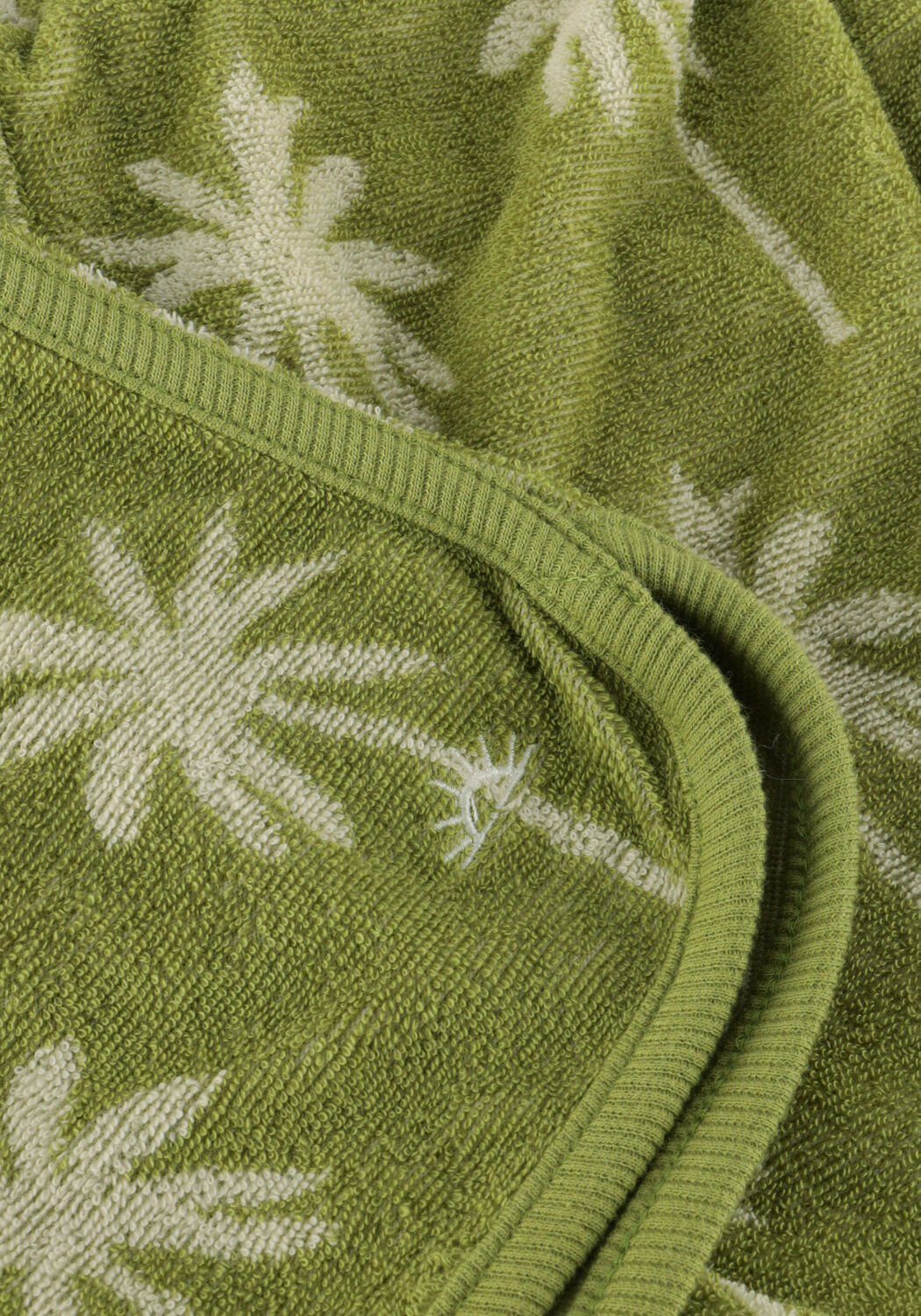 SALTED STORIES Pantalon courte BEACH PALMS SHORTS en vert - large