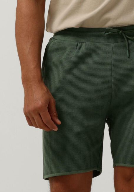 PUREWHITE Pantalon courte SHORTS WITH WAFFLE STRUCTURE en vert - large
