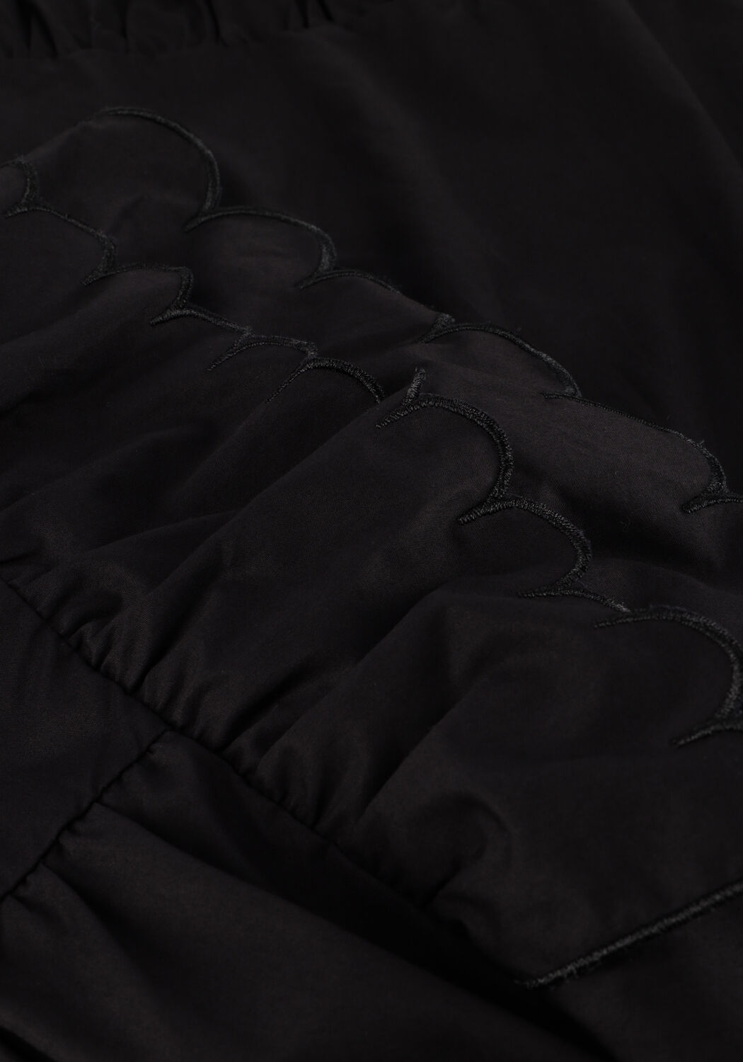 OBJECT Robe midi OBJHOPE CHINNA RE S/S LONG DRESS en noir - large