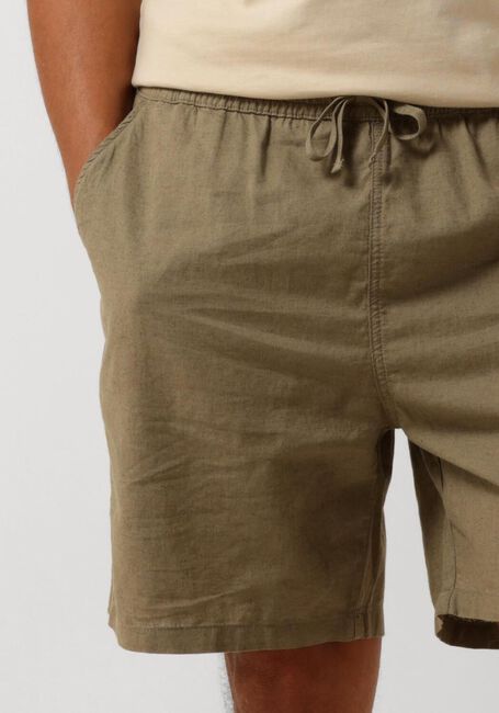 FORÉT Pantalon courte SERENE LINEN SHORT en vert - large