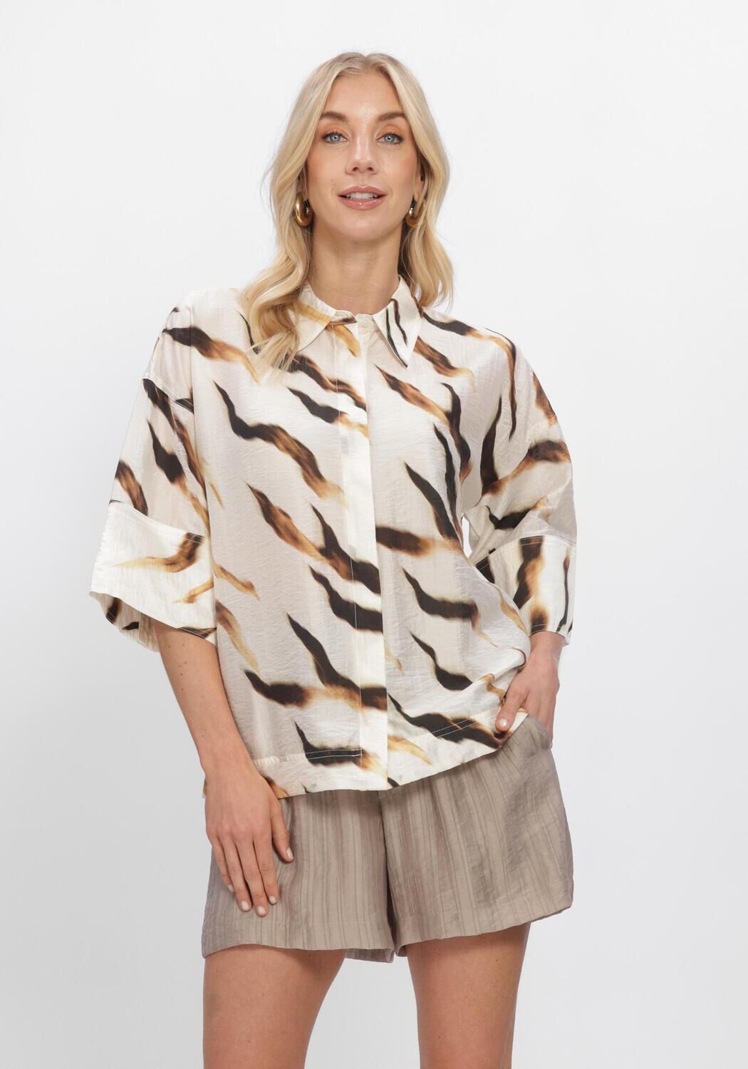 Multi ROUGE EDIT  ROUALANA 2/4 SHIRT - large