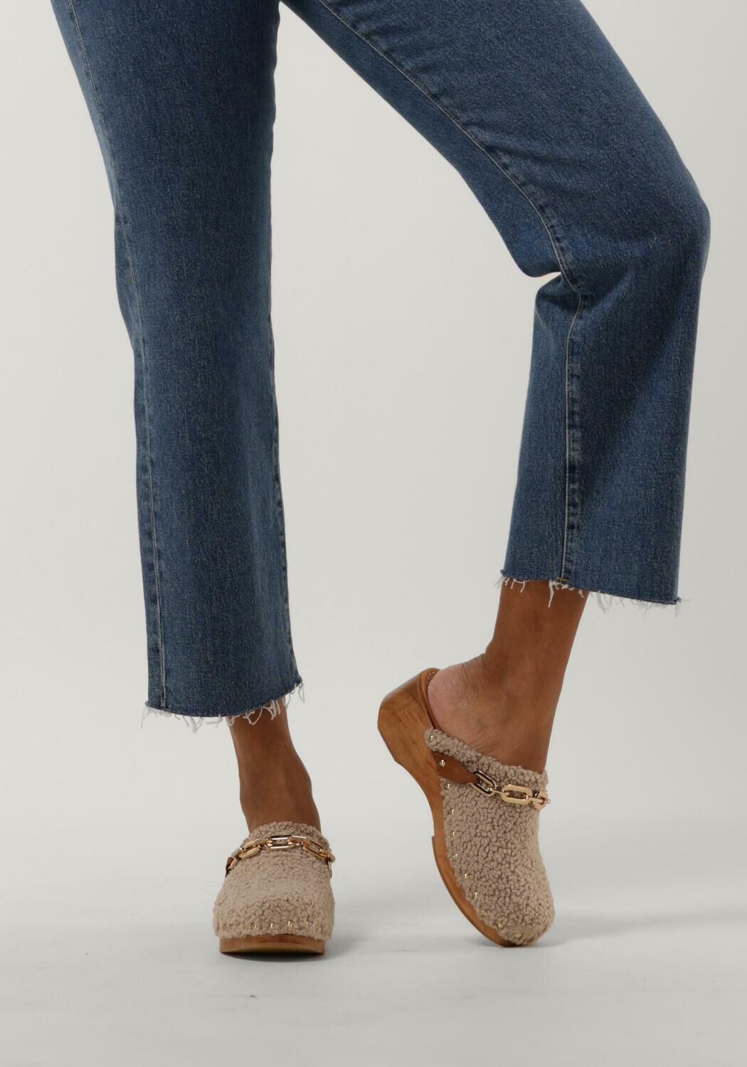 PEDRO MIRALLES Sabots 13760 en beige - large