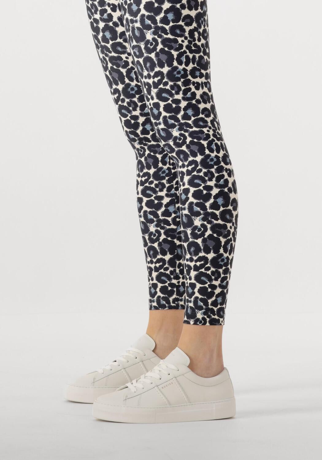 Witte NUBIKK Sneakers JOLIE MORRIS - large