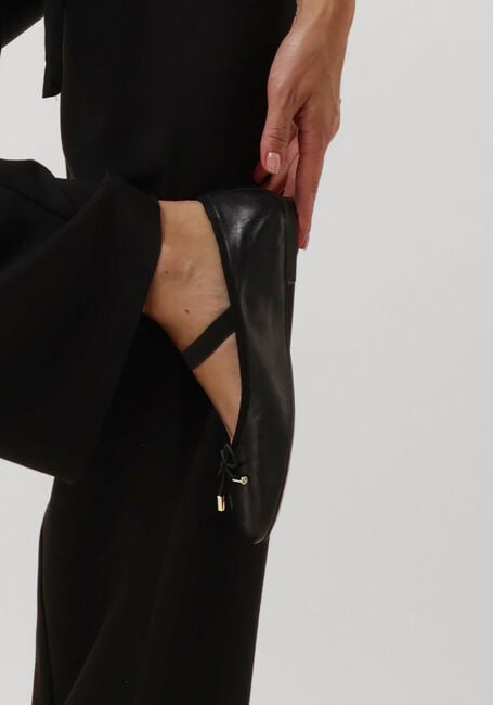 INUOVO A94010 Ballerines en noir - large