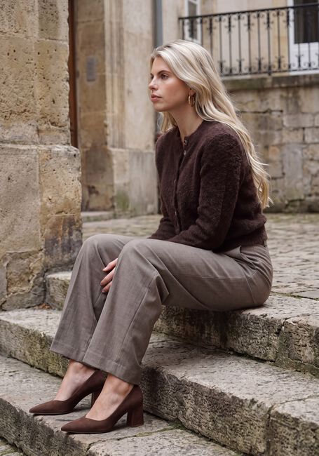 RUBY TUESDAY VIVETT FLUFFY KNIT CARDIGAN Pulls & Gilets en marron - large