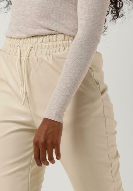 SIMPLE Pantalon EVY WV-PU-22-3 en blanc - large