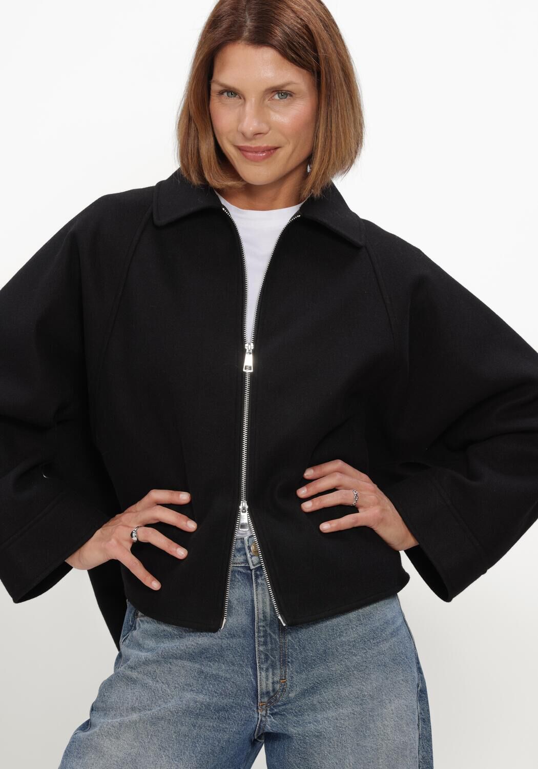 WITHBLACK Jack WBLJACKIE BATSLEEVE JACKET en noir - large