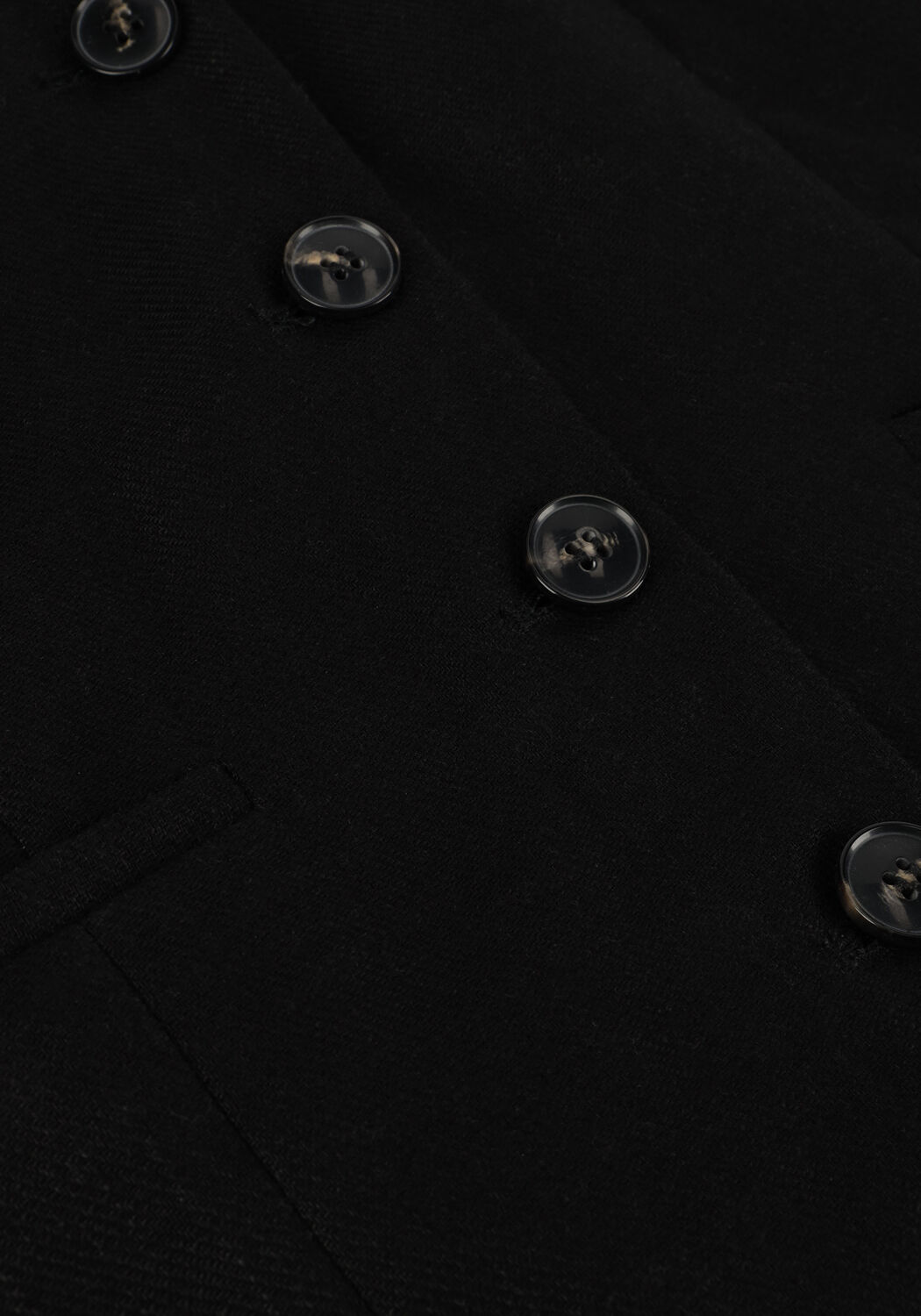 OMODA ATELIER Gilet X BO en noir - large