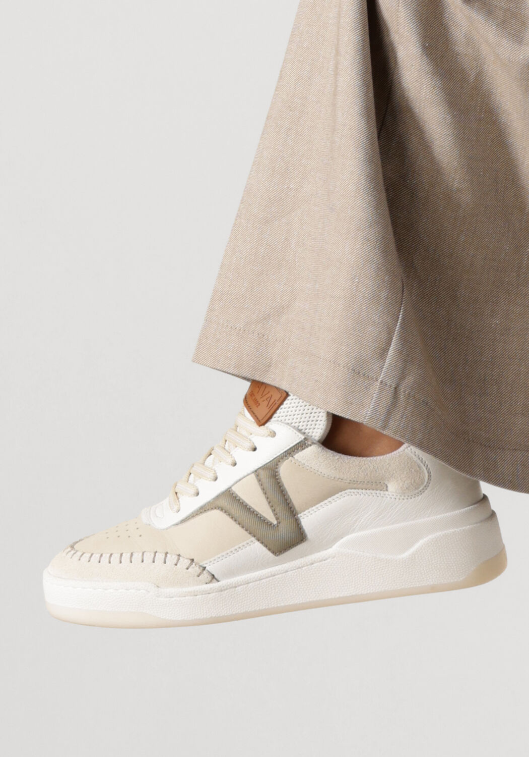 VIA VAI Baskets basses SAM OLIVIA en or - large