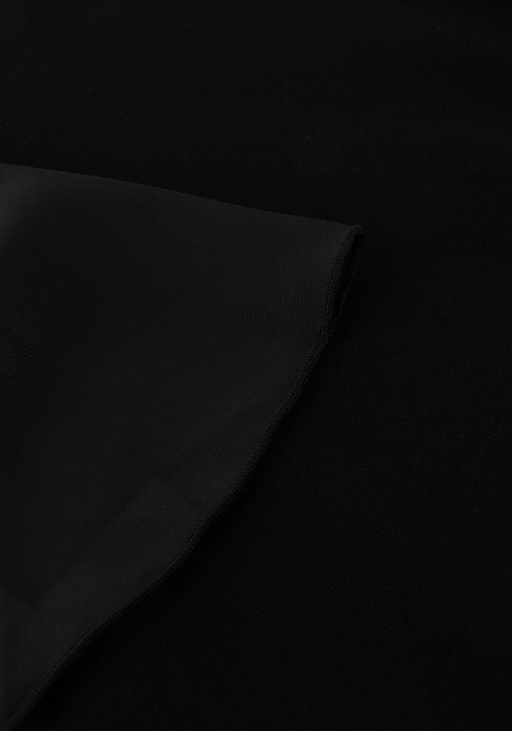 GESTUZ Haut GZSAMA TOP en noir - large