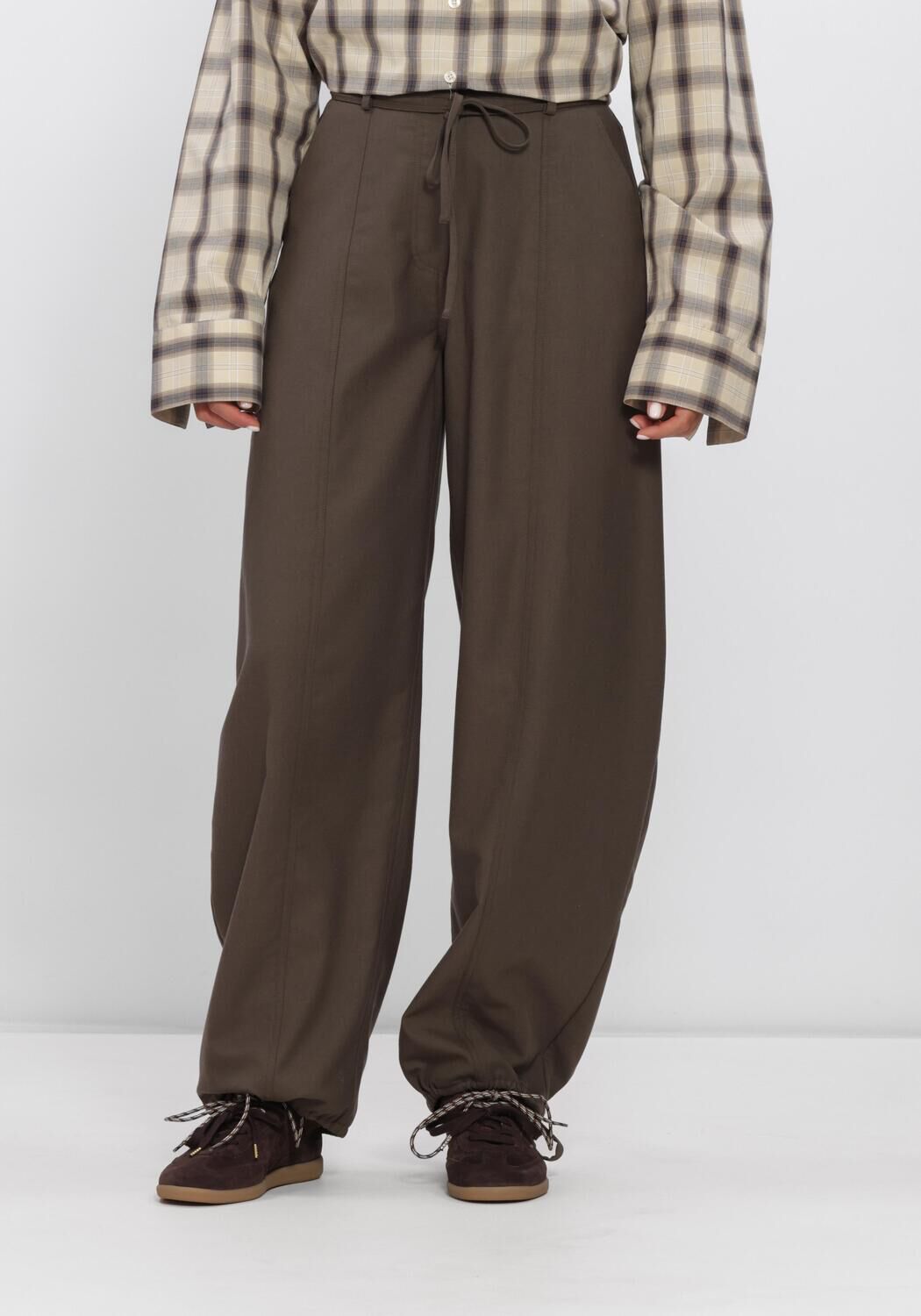Zwarte SECOND FEMALE Broeken/jumpsuits BLINK NEW CARGO TROUSERS - large