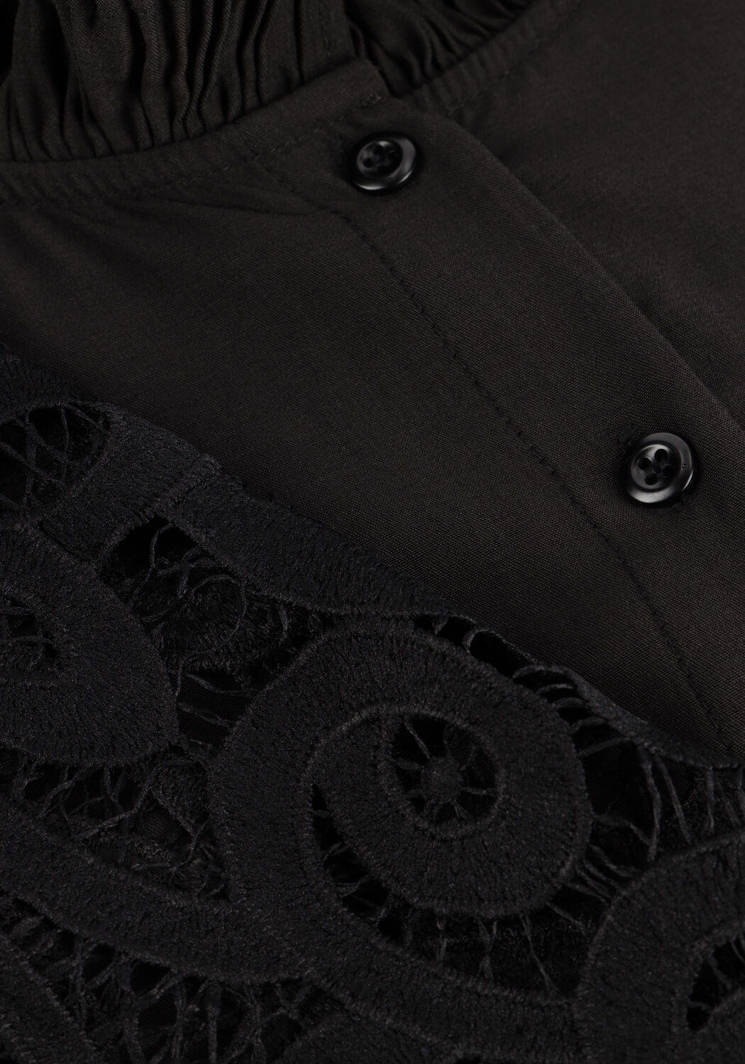 STUDIO AMAYA HOPE Blouses en noir - large