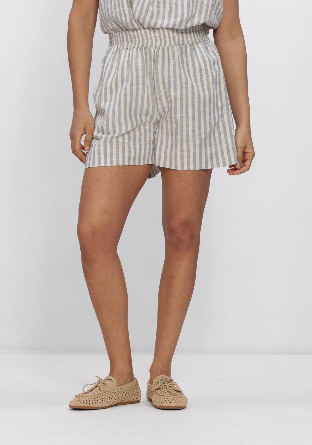 KNIT-TED Pantalon courte NANCY Bleu clair - large