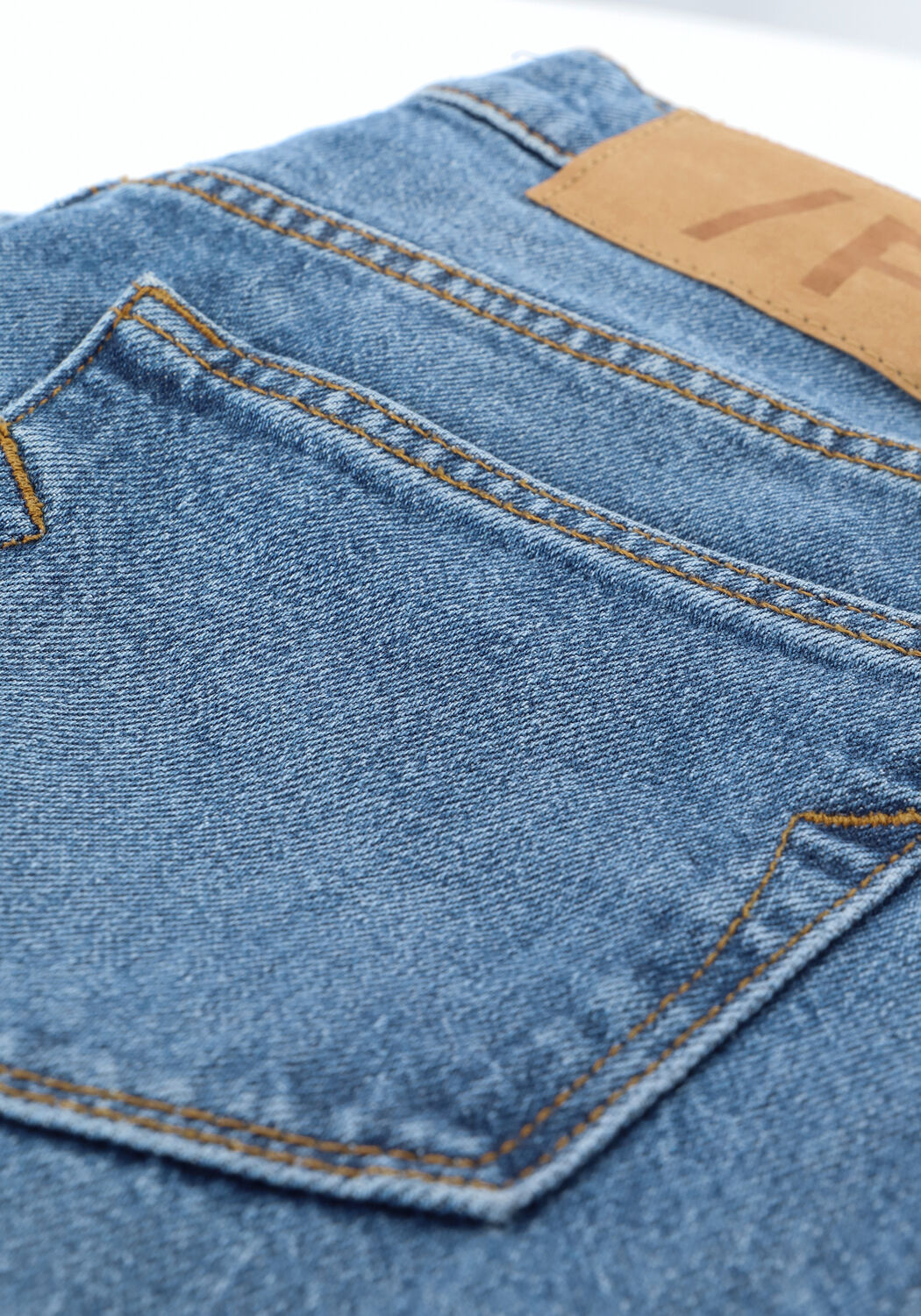 Lichtblauwe SELECTED WOMEN Slim fit jeans SLFAMY HW SLIM CHAMBLY BLU JEA - large