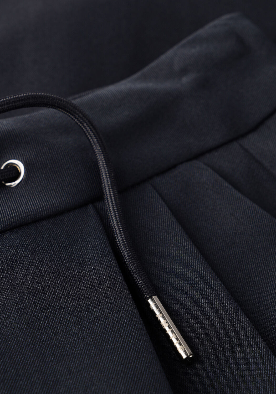 HAUTE L'AMITI&Eacute; Pantalon de jogging MICHELLE TAILOR TIE TALL PANT Bleu fonc&eacute; - large