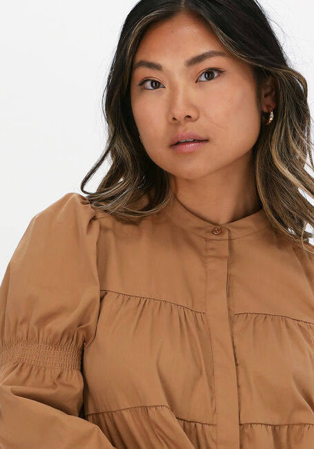 LEVETE ROOM ISLA SOLID 15 Blouses en camel - large