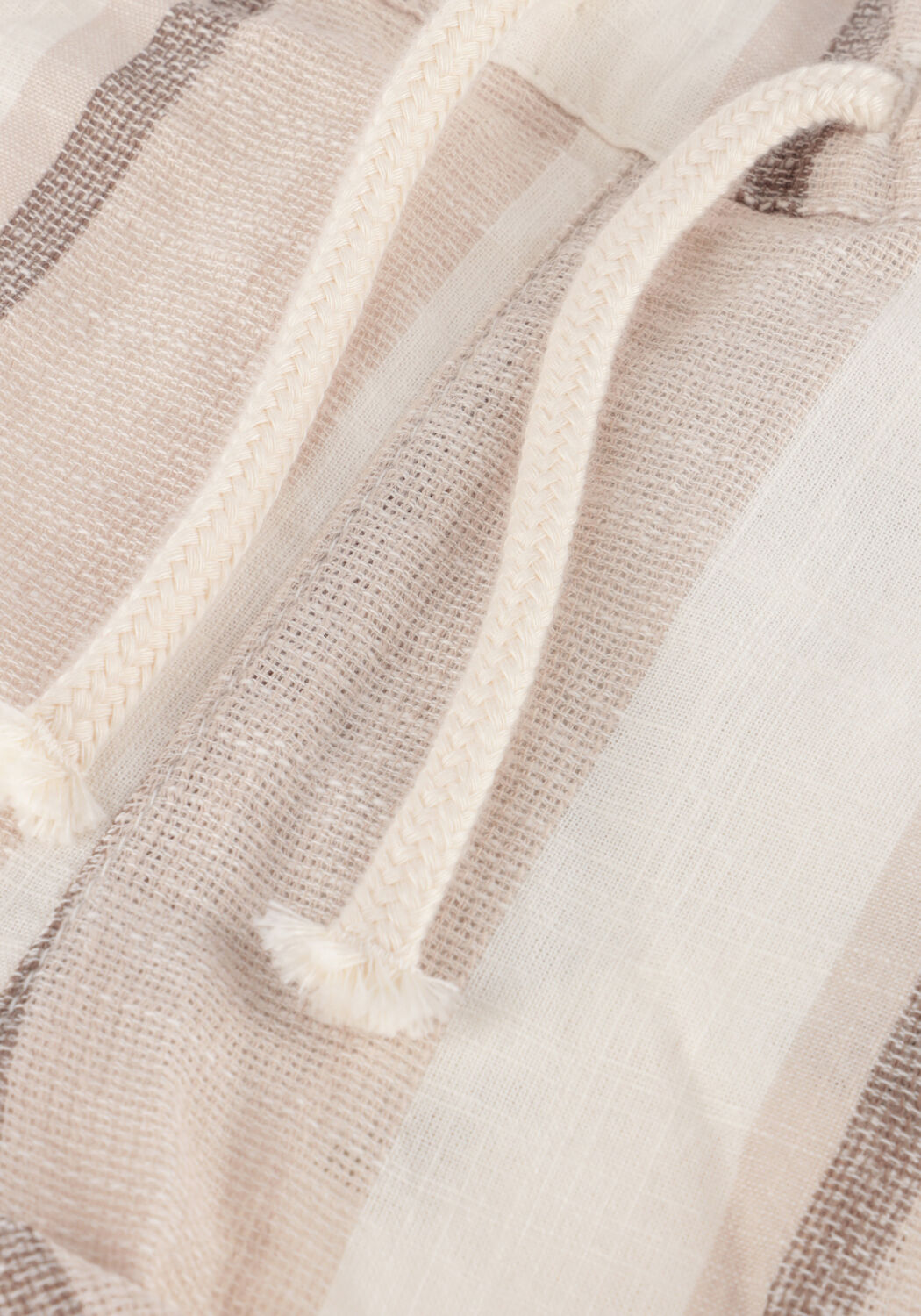 LIL' ATELIER Pantalon courte NBMFIBERT LOOSE SHORTS LIL Cr&egrave;me - large